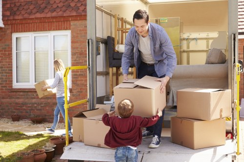 Flexible commercial storage options for Frognal businesses