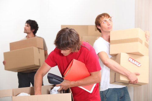 Van transport for flat move in Frognal