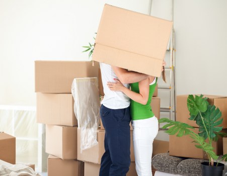 Secure storage units for household belongings near Frognal
