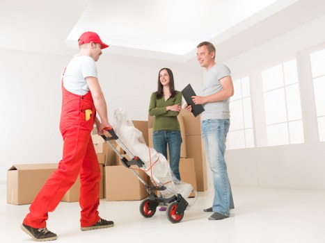 Practical furniture storage for moves and home decluttering in Frognal